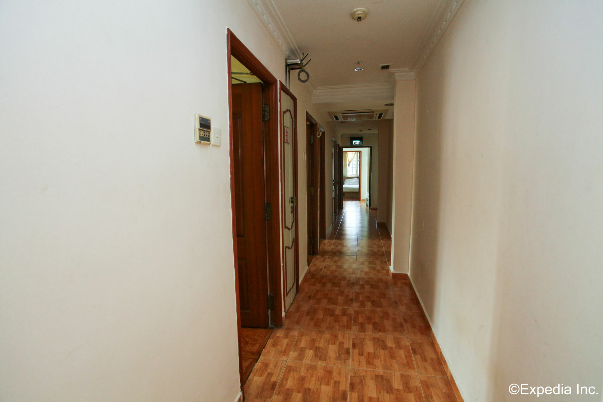 The Amazing Inn Singapore Bagian luar foto